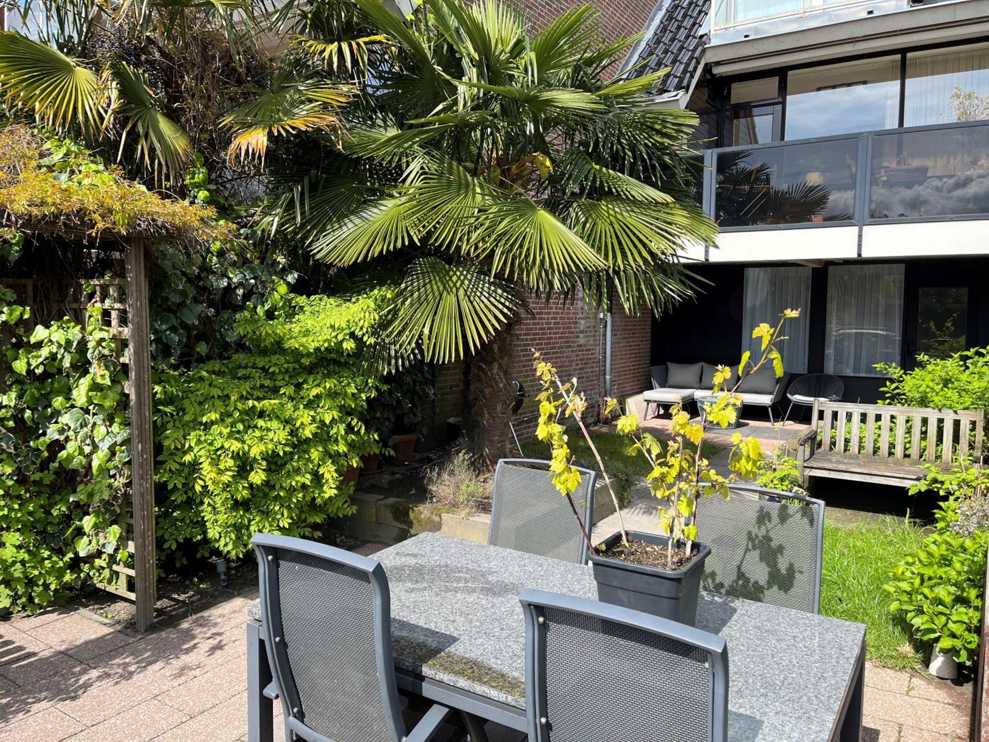 Anflor Studio Zwijndrecht Luaran gambar